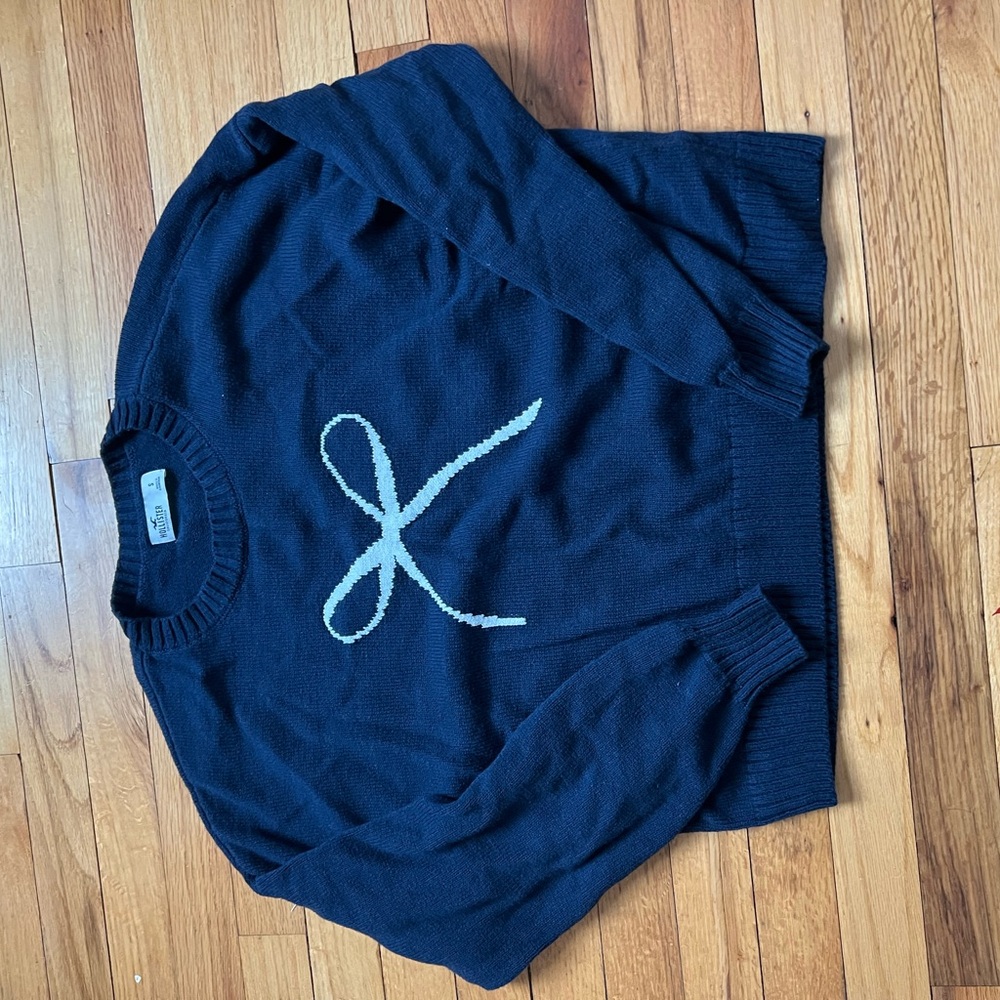 Hollister Dark Blue Crewneck Sweater with Bow Design